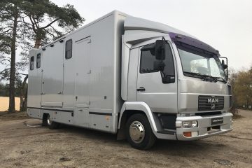 MAN 4-paards paardenvrachtwagen