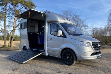 Mercedes Sprinter paardenvrachtwagen