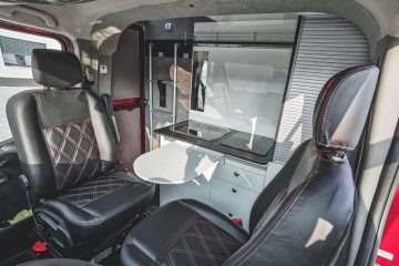 2-paards paardenvrachtwagen B-rijbewijs met living